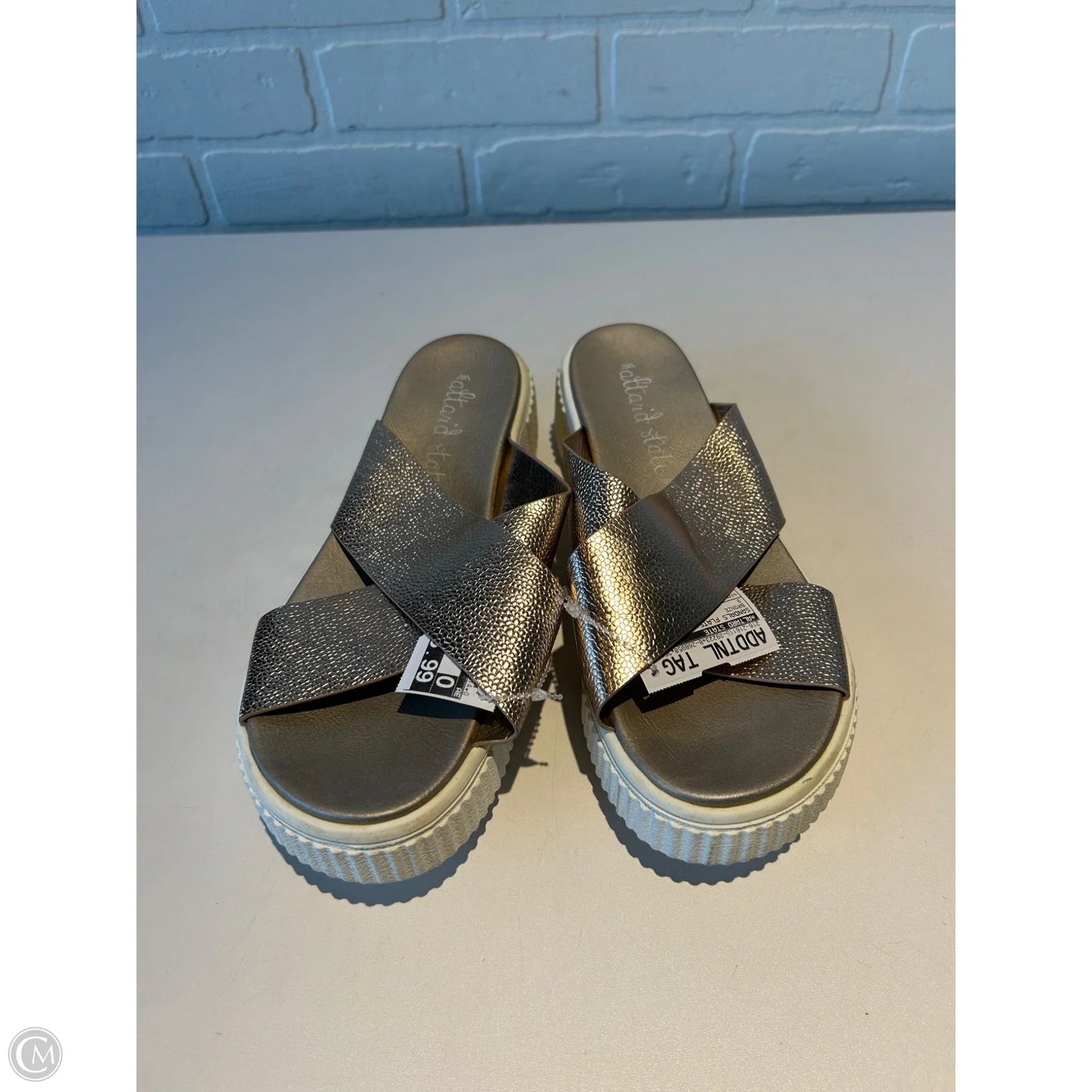 Sandals Flats By Altard State In Bronze, Size: 9