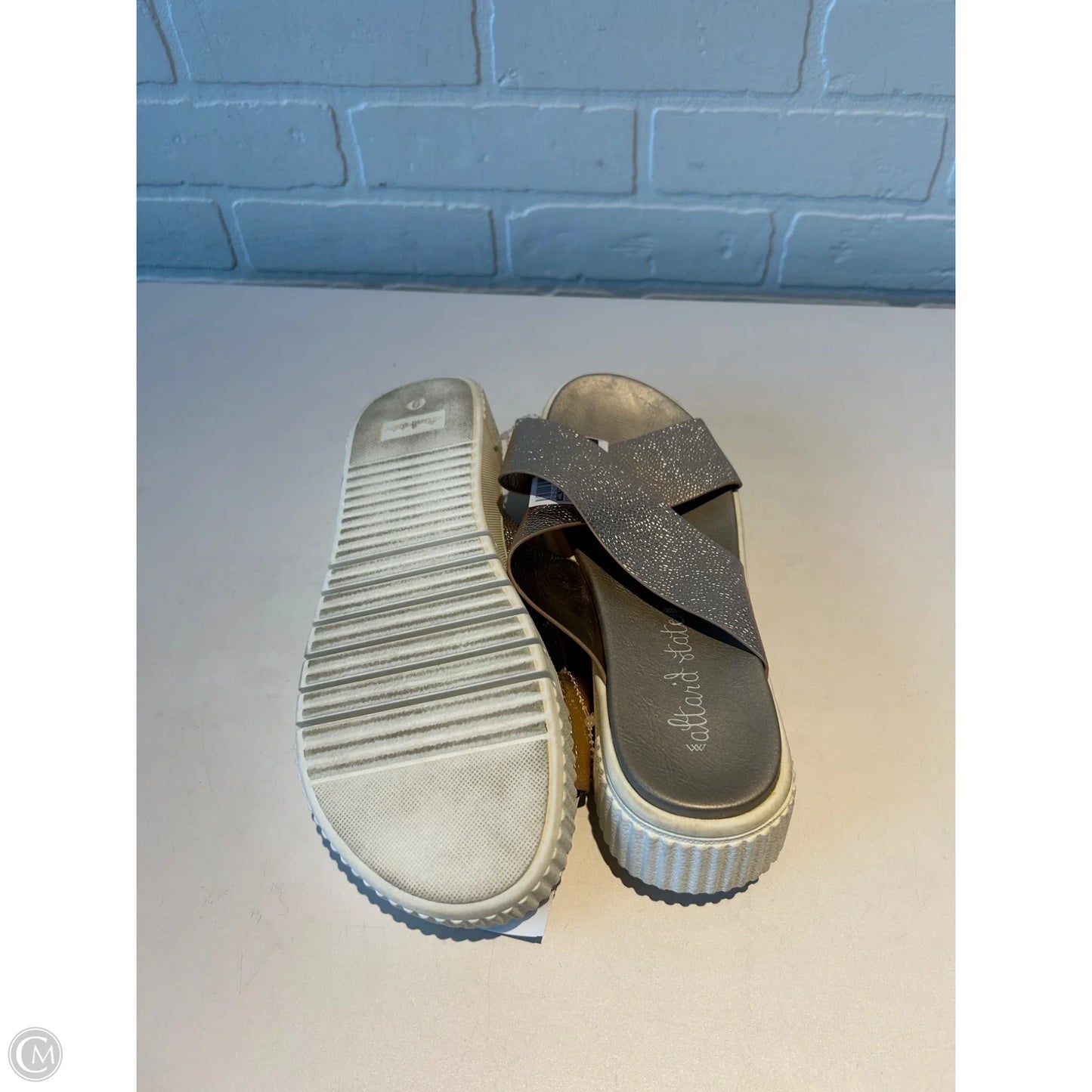 Sandals Flats By Altard State In Bronze, Size: 9