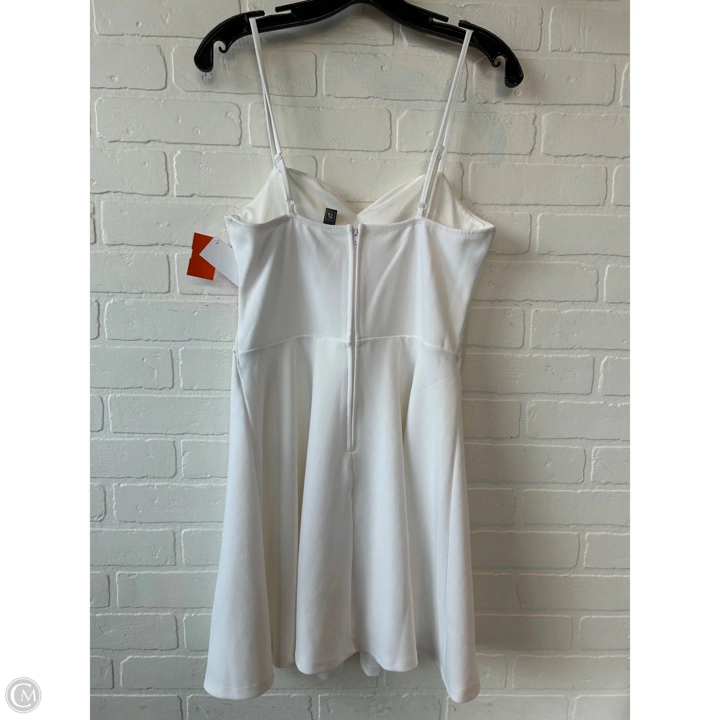 Dress Party Short By Alya In White, Size: S