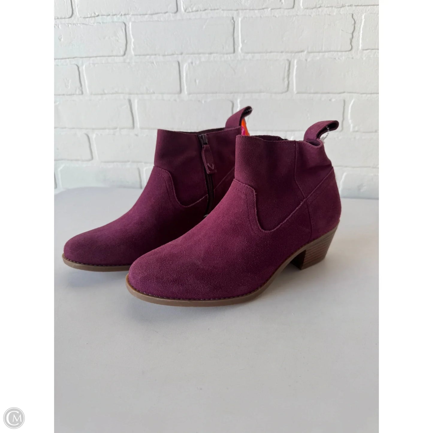 Boots Ankle Flats By Vionic In Purple, Size: 7
