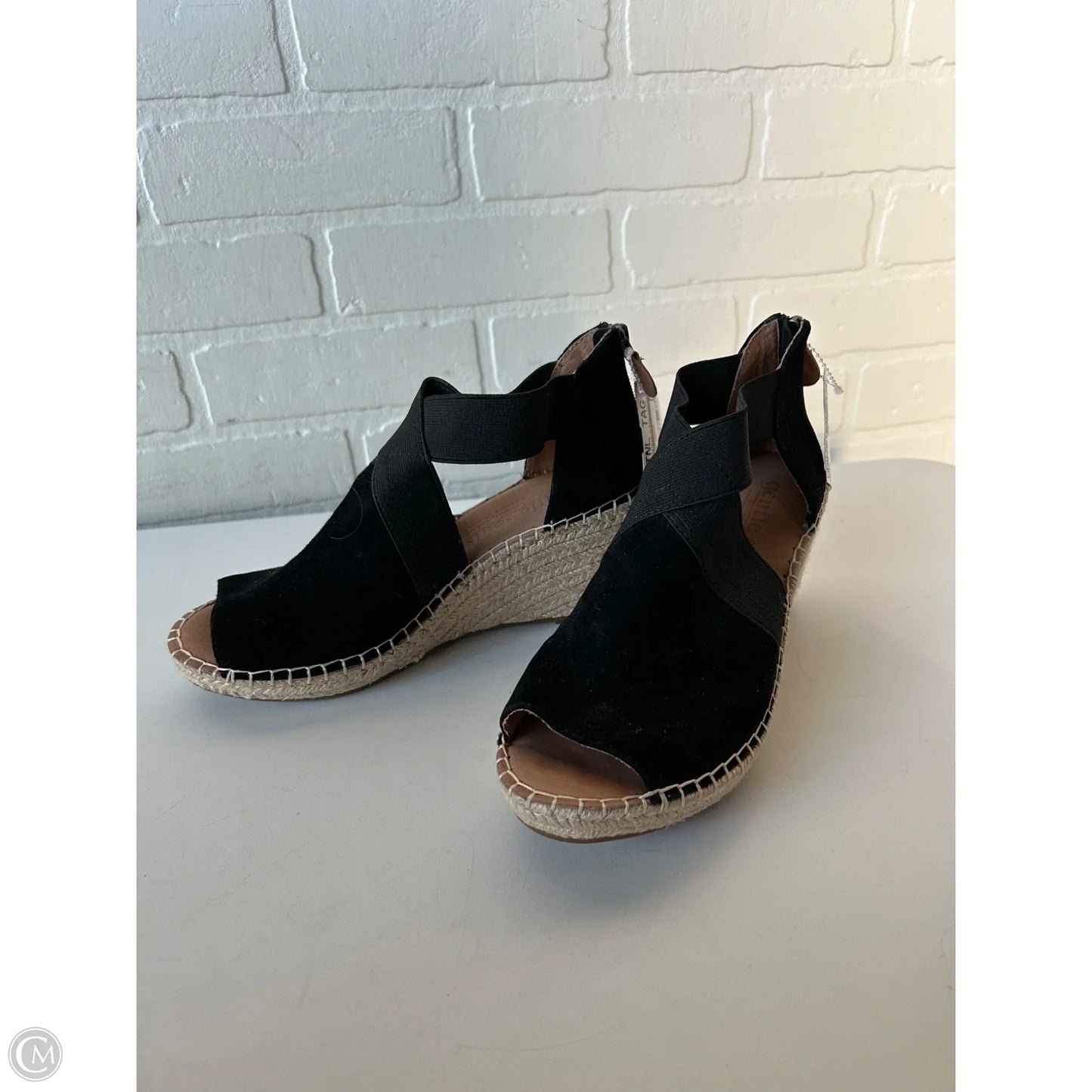 Sandals Heels Wedge By Gentle Souls In Black & Tan, Size: 7.5