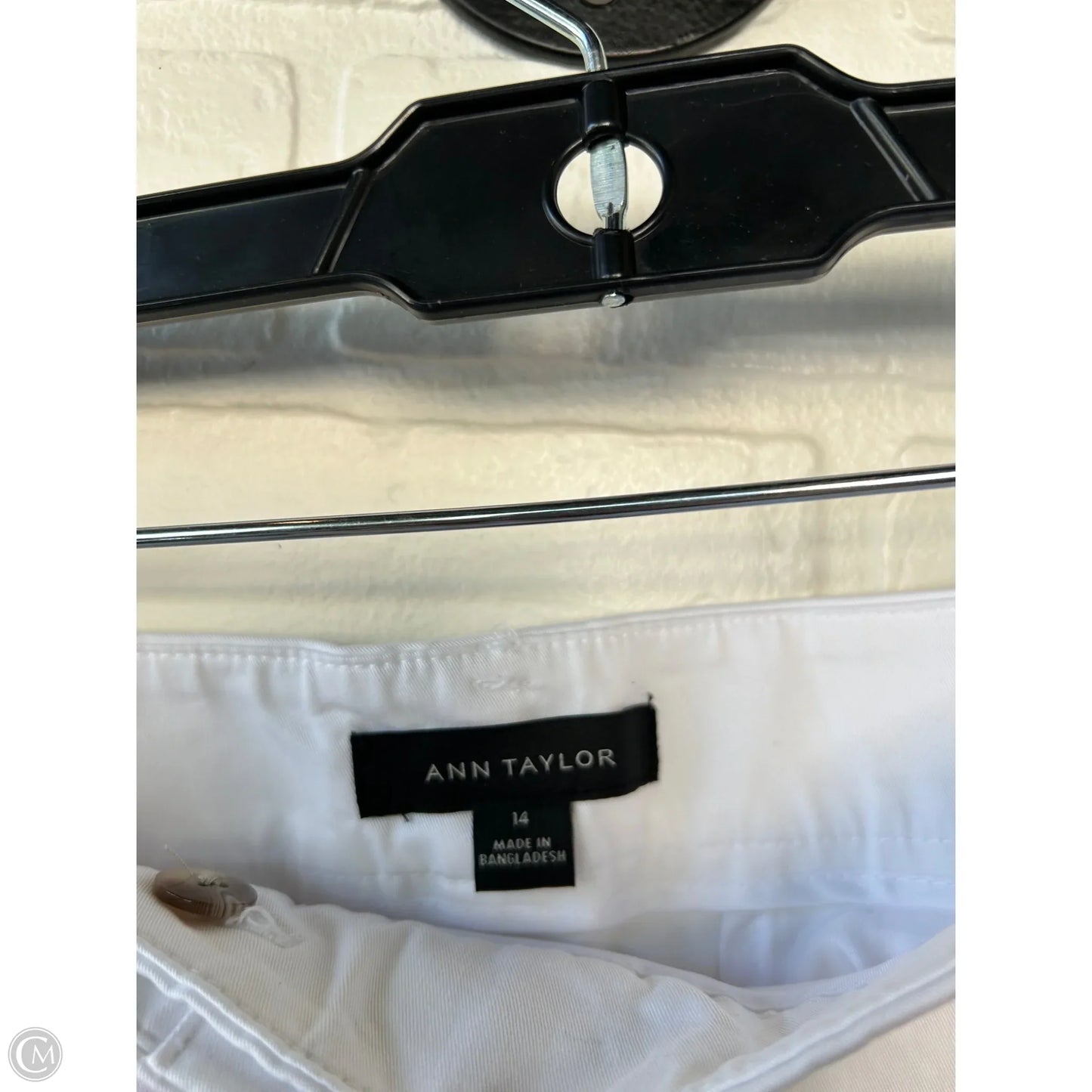 Shorts By Ann Taylor In White, Size: 14