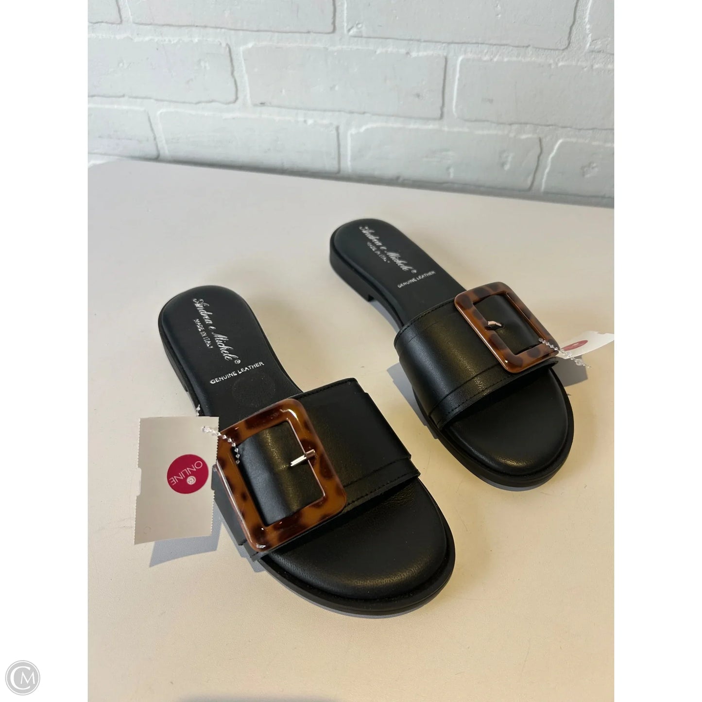 Sandals Flats By Clothes Mentor In Black & Brown, Size: 8
