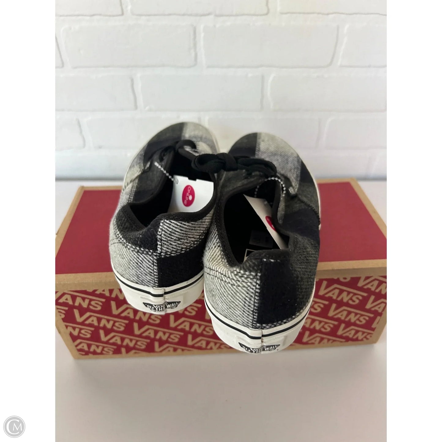 Shoes Sneakers By Vans In Black & Green, Size: 8
