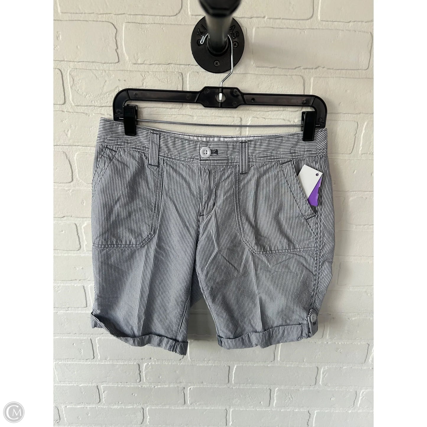 Shorts By Eddie Bauer In Grey & White, Size: 2