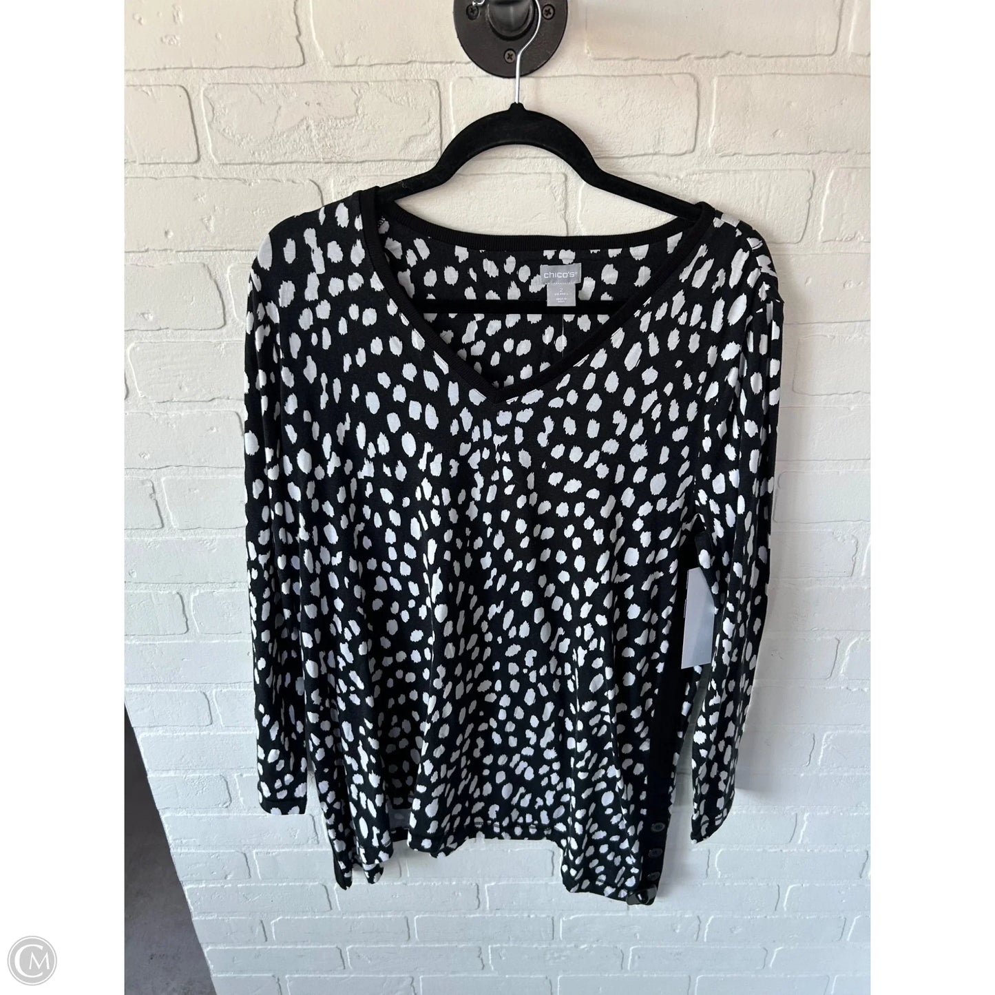 Tunic Long Sleeve By Chicos In Black & White, Size: L