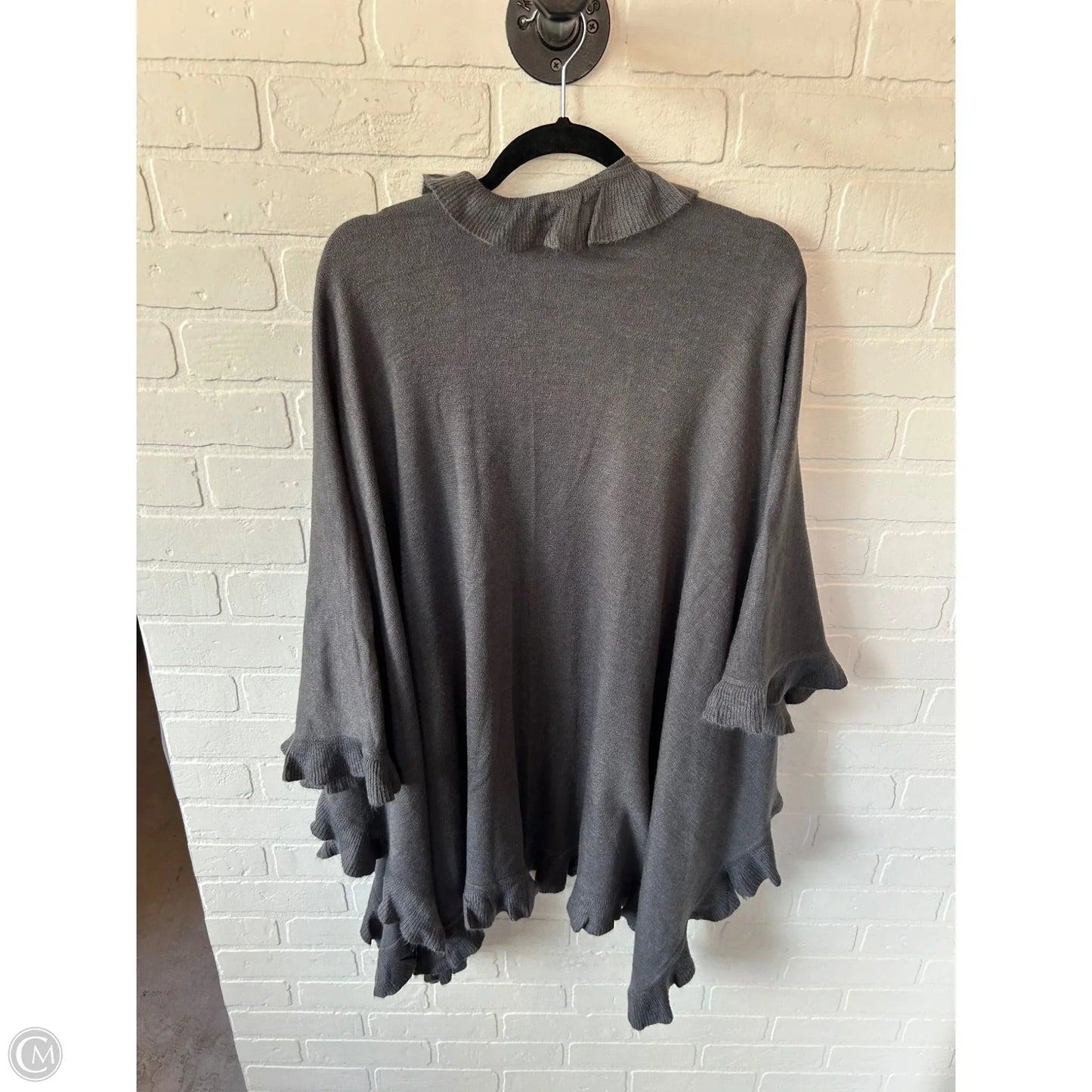 Poncho By Clothes Mentor In Grey, Size: Osfm