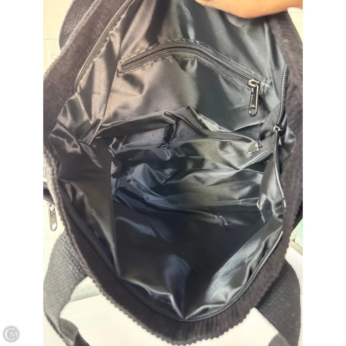 Tote By Clothes Mentor, Size: Medium