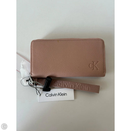 Wristlet By Calvin Klein, Size: Large