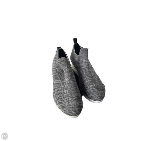 Shoes Sneakers By Dkny In Grey, Size: 10