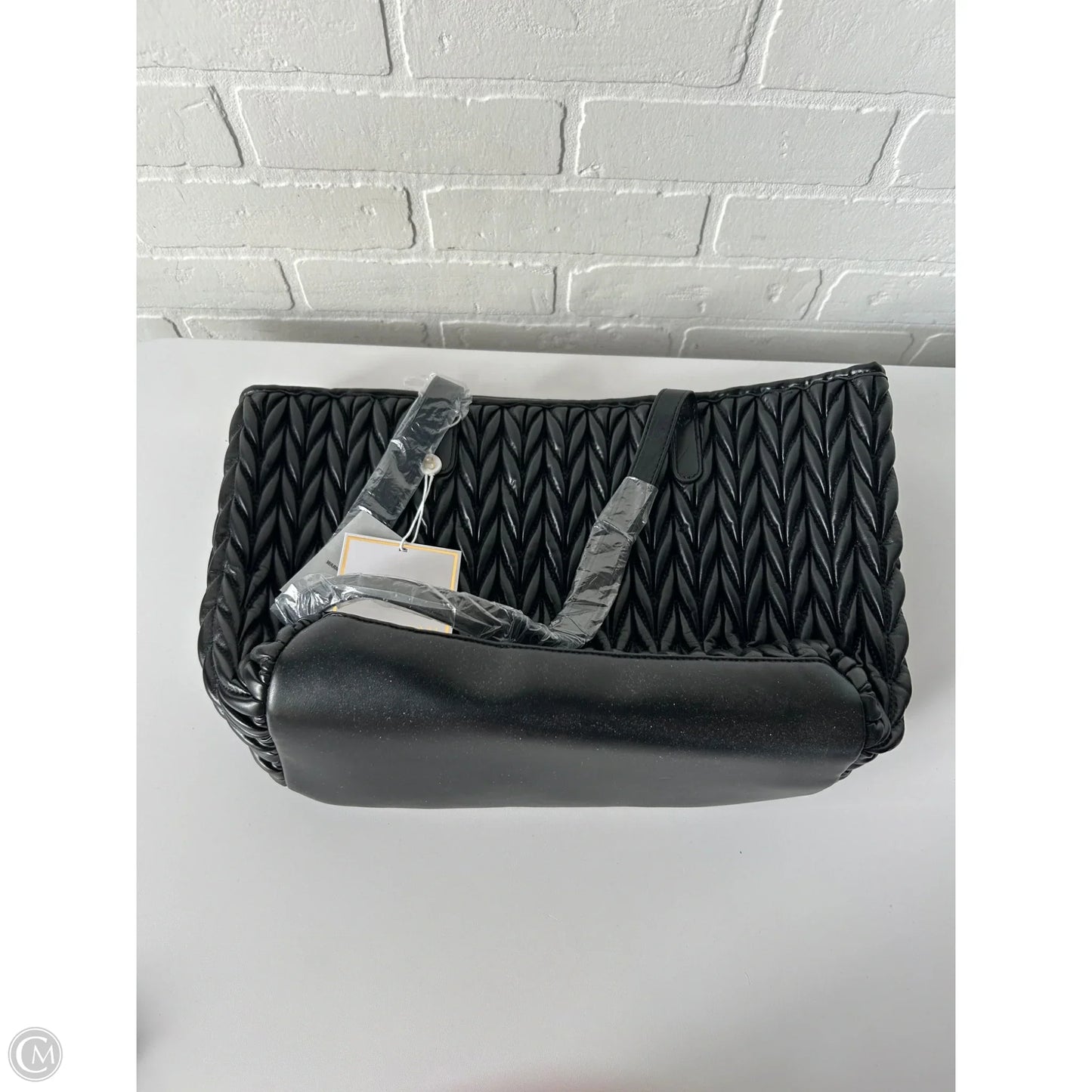 Tote By Clothes Mentor, Size: Medium