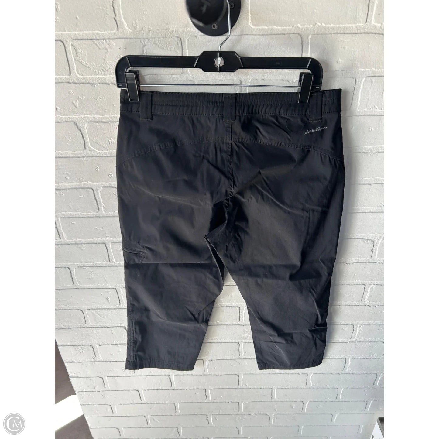 Capris By Eddie Bauer In Black, Size: 6