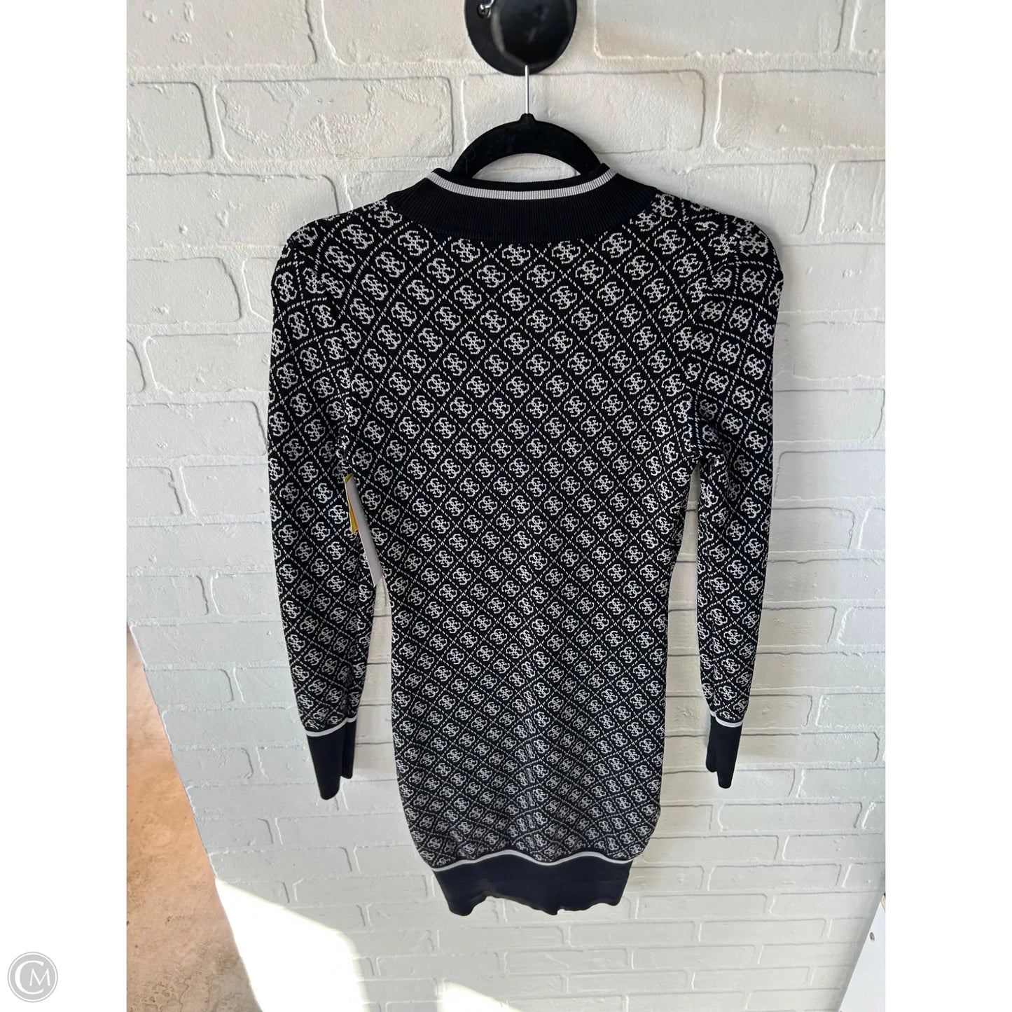 Dress Sweater By Guess In Black & Grey, Size: M