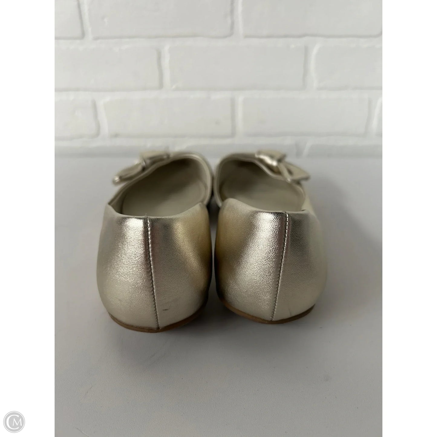 Shoes Flats By Anne Klein In Gold, Size: 8.5