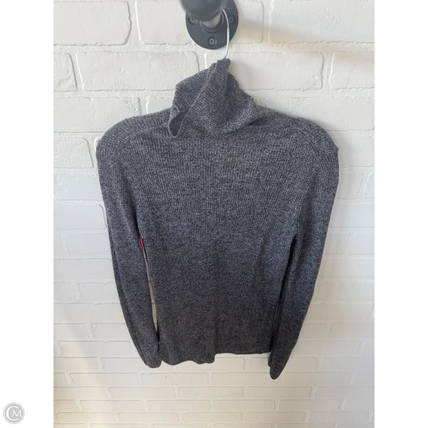 Sweater By Uniqlo In Grey, Size: M