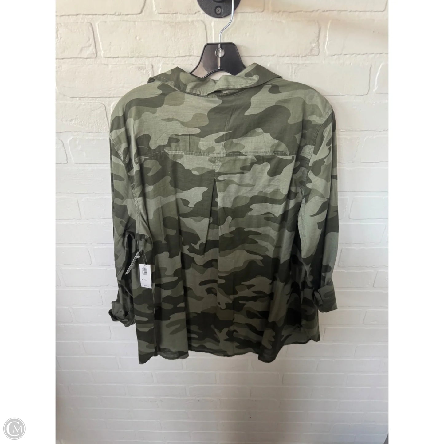 Top Long Sleeve By Old Navy In Camouflage Print, Size: Xl
