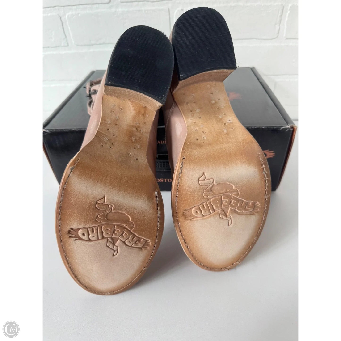 Shoes Heels Block By Freebird In Pink & Tan, Size: 9