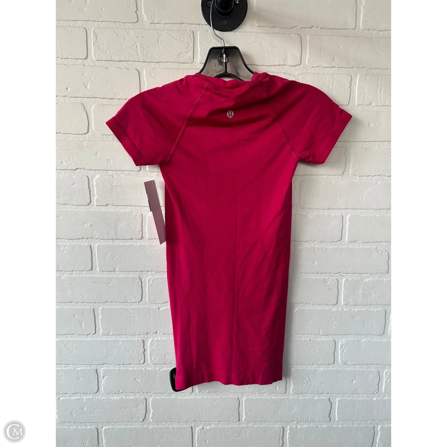 Athletic Top Short Sleeve By Lululemon In Pink, Size: Xs