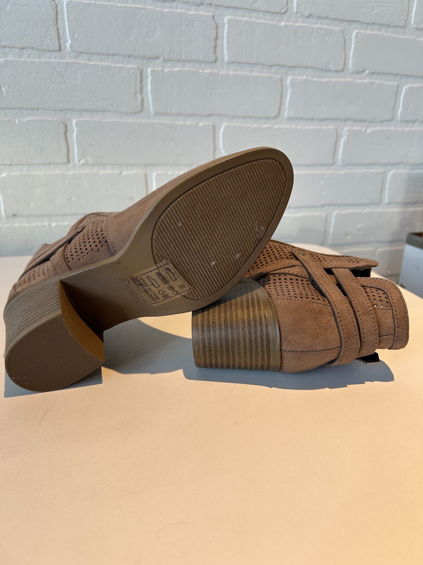 Boots Ankle Heels By Qupid Size: 5.5