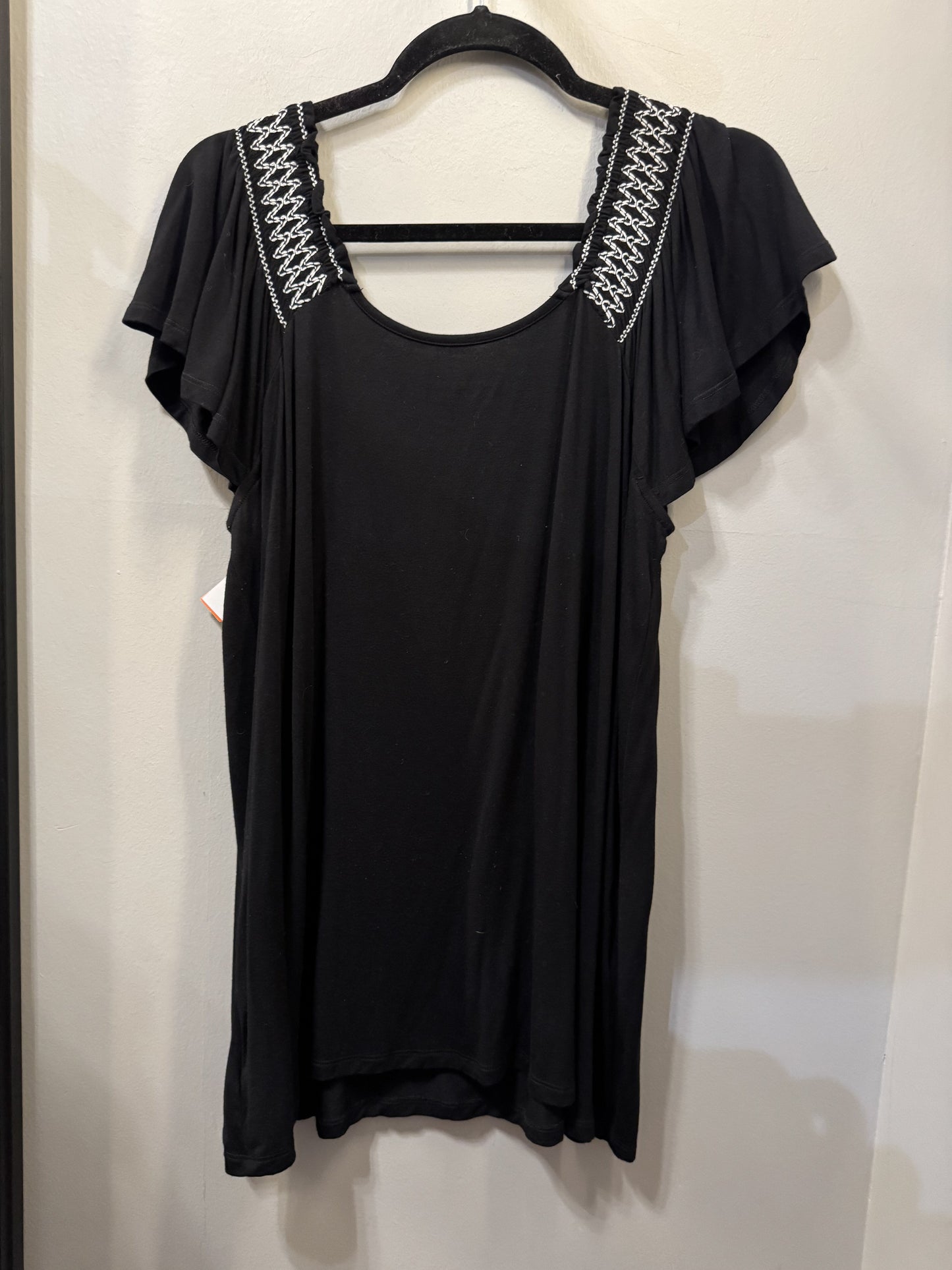 Top Short Sleeve By Torrid Size: 1x
