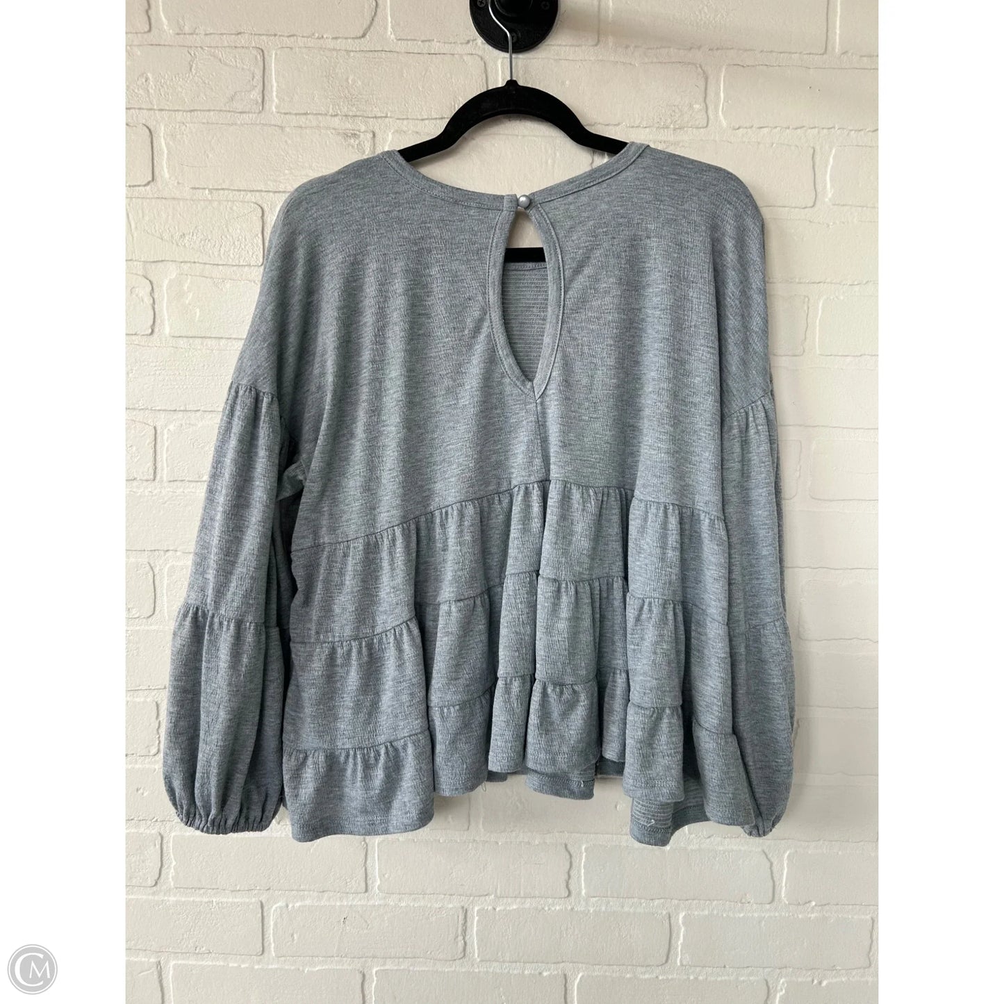 Top Long Sleeve By arula In Grey, Size: 1x