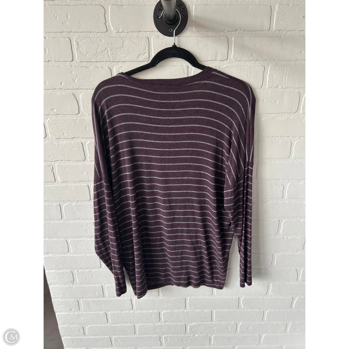 Top Long Sleeve Basic By Cabi In Purple, Size: M