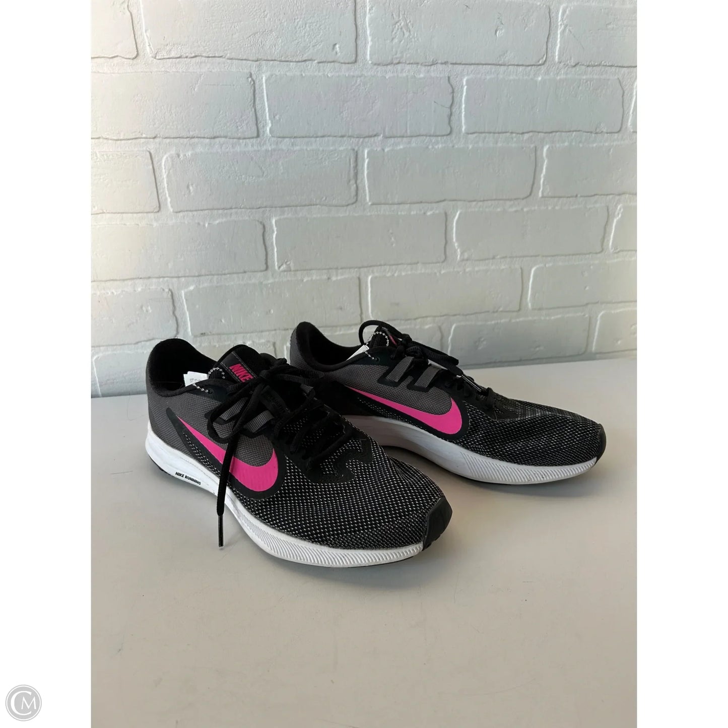 Shoes Athletic By Nike In Black & Pink, Size: 8.5
