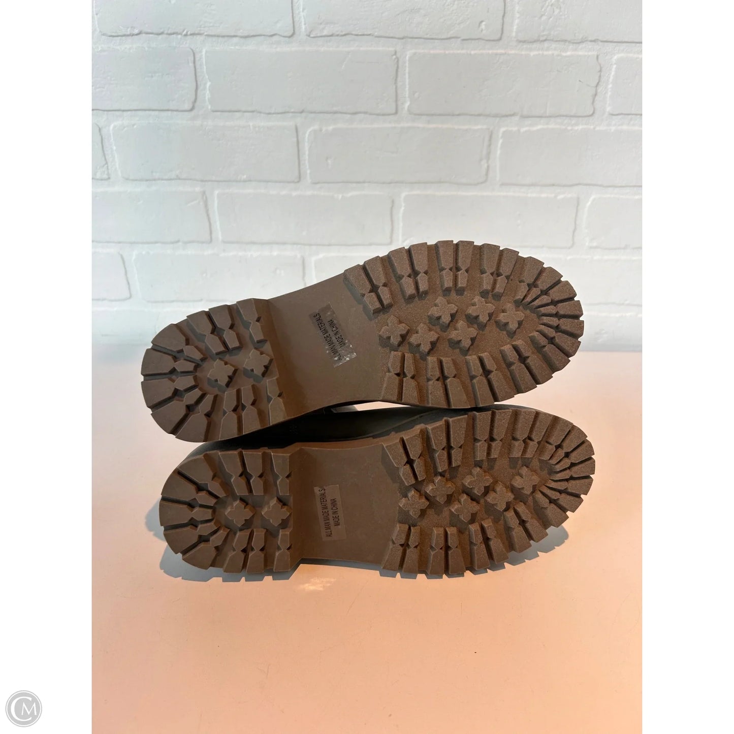 Boots Ankle Flats By Dolce Vita In Tan, Size: 6