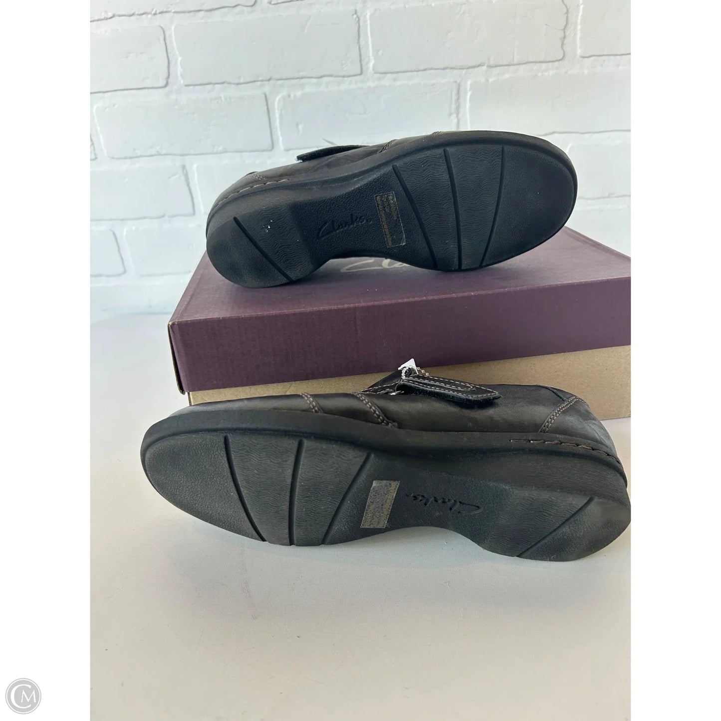 Shoes Flats By Clarks In Black, Size: 7.5