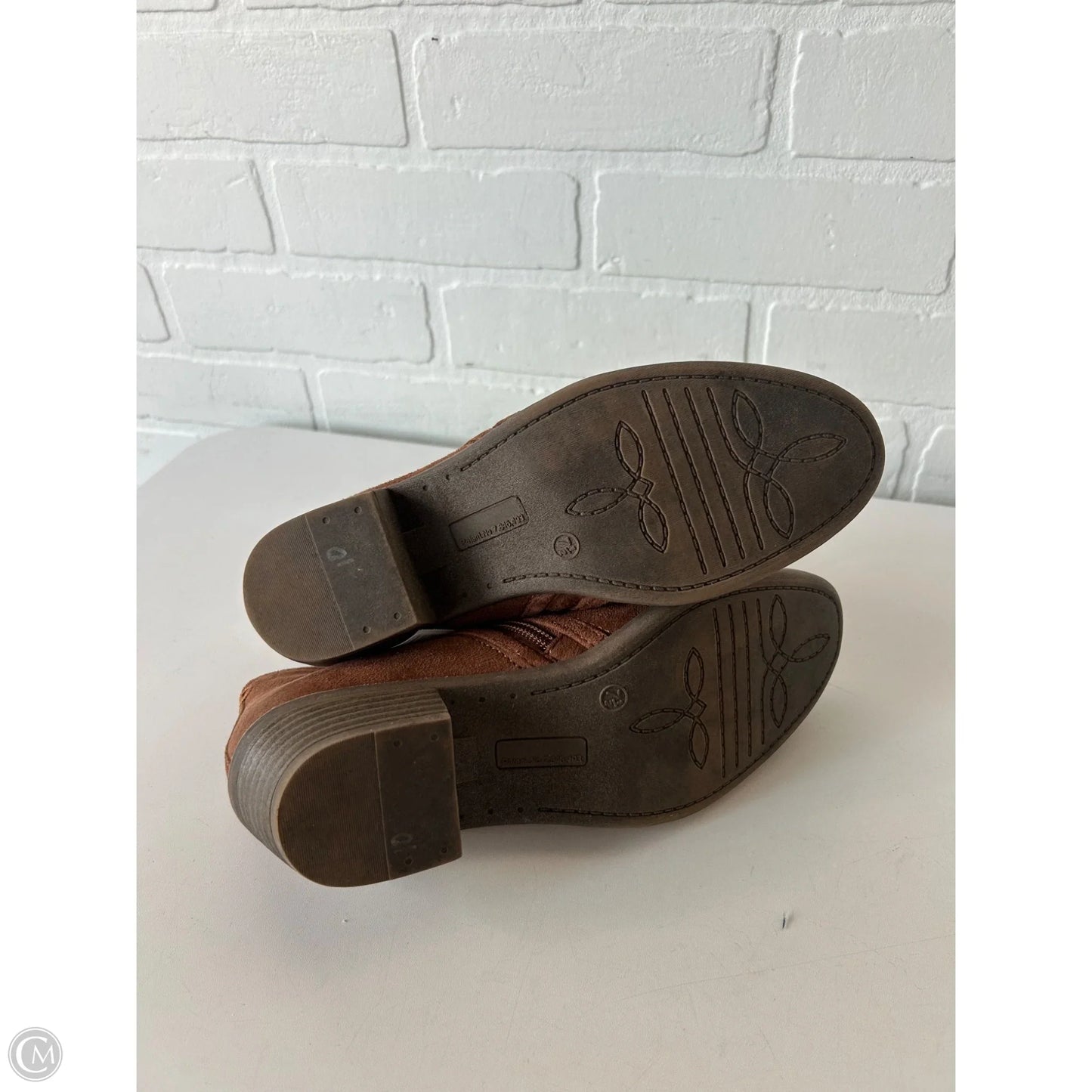 Boots Ankle Flats By So In Brown, Size: 7.5