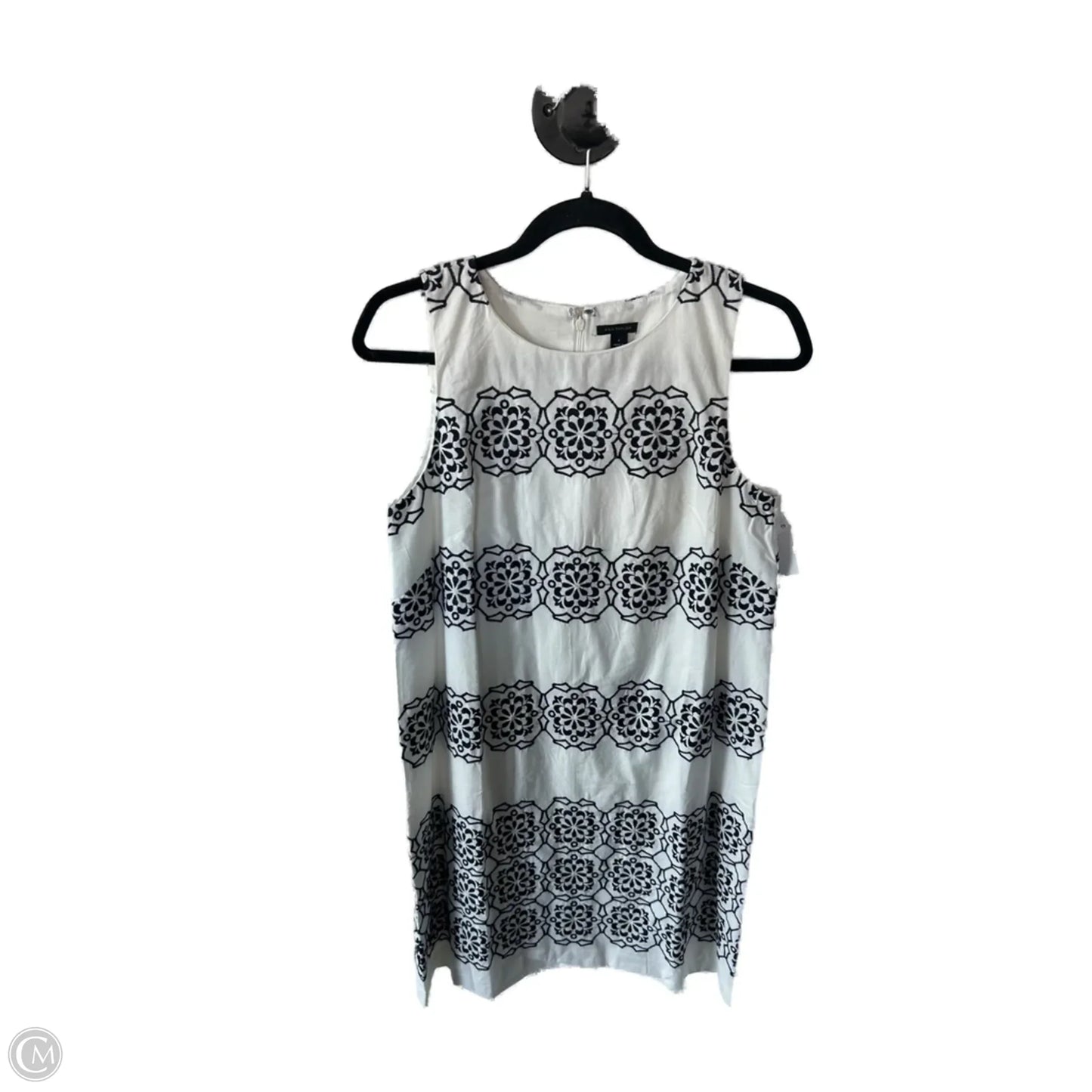 Dress Casual Short By Ann Taylor In Black & White, Size: S