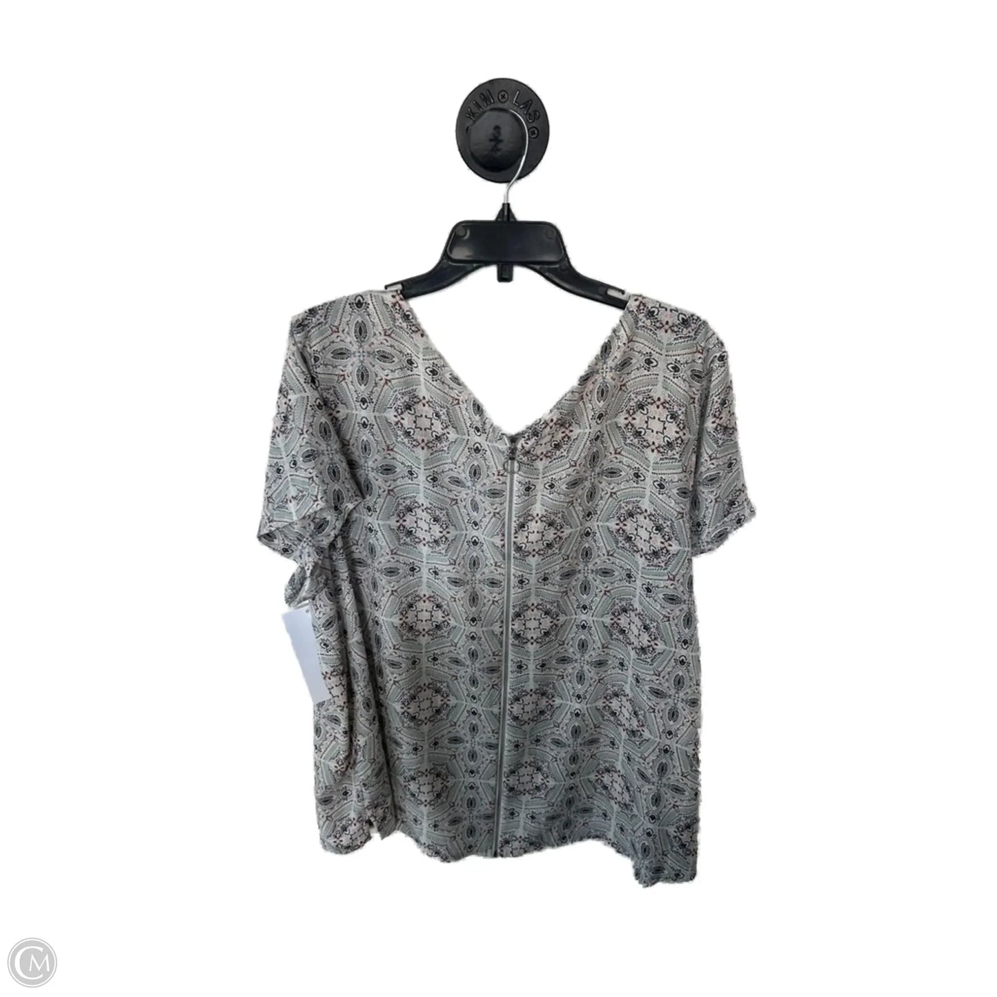 Top Short Sleeve By Maurices In Green & White, Size: 2x