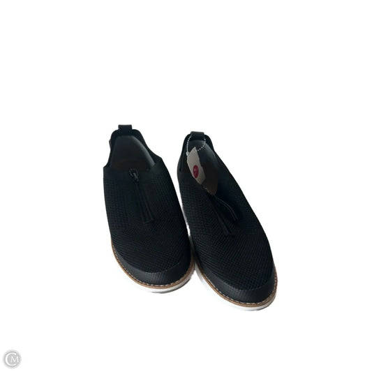 Shoes Sneakers By Hush Puppies In Black, Size: 7