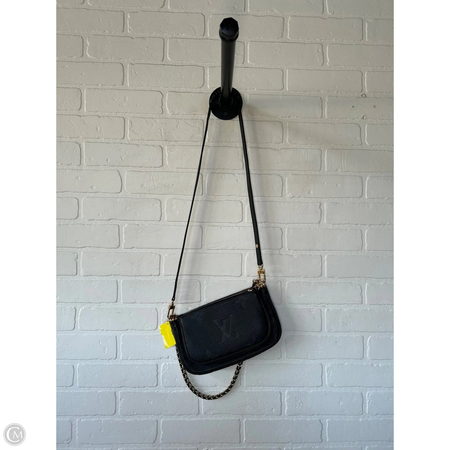Crossbody Luxury Designer By Louis Vuitton, Size: Small