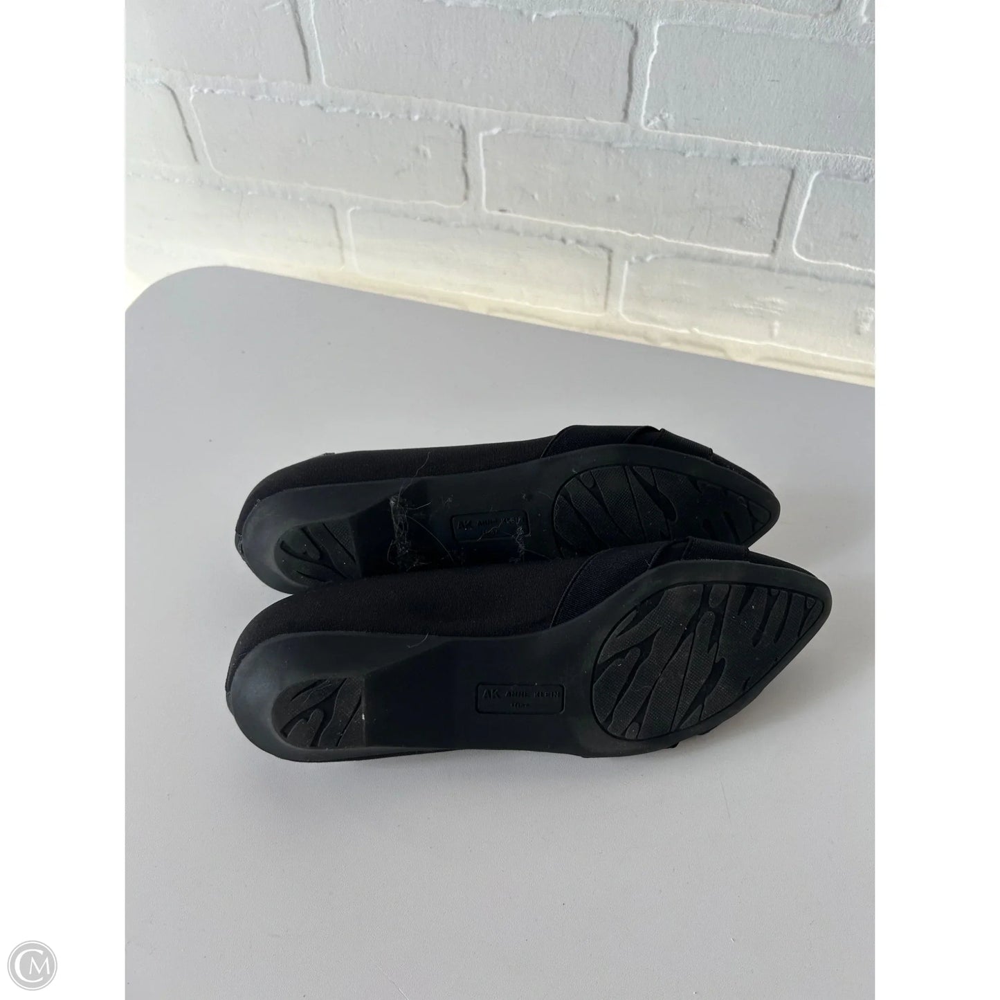 Shoes Flats By Anne Klein In Black, Size: 7