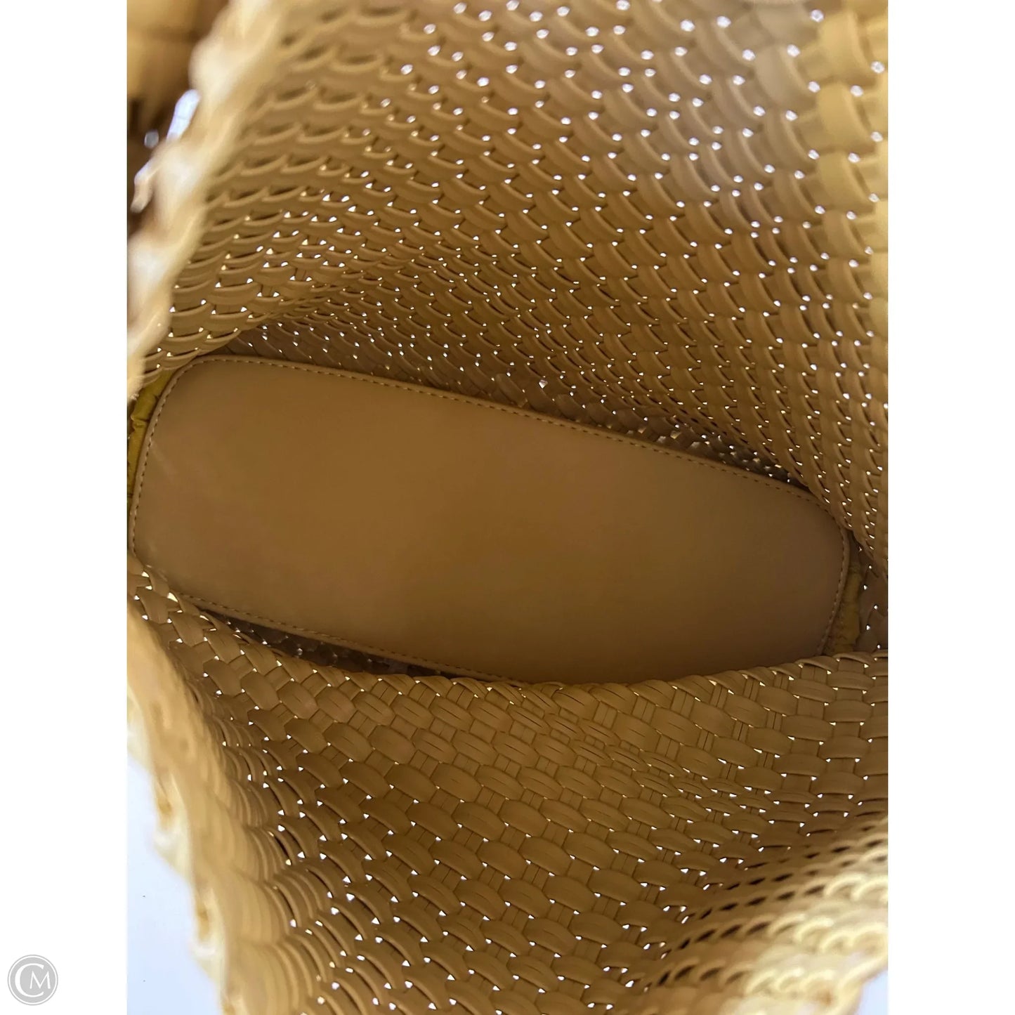 Handbag By Clothes Mentor, Size: Medium