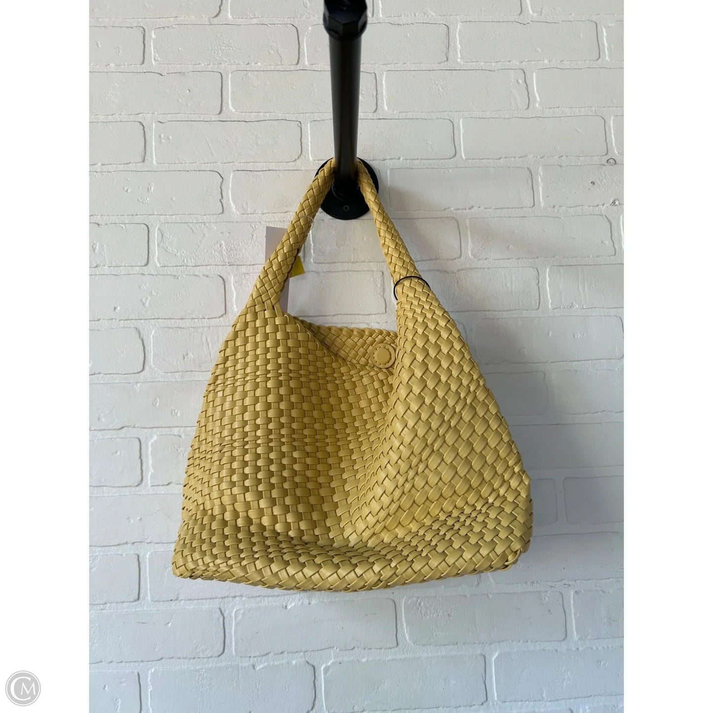 Handbag By Clothes Mentor, Size: Medium