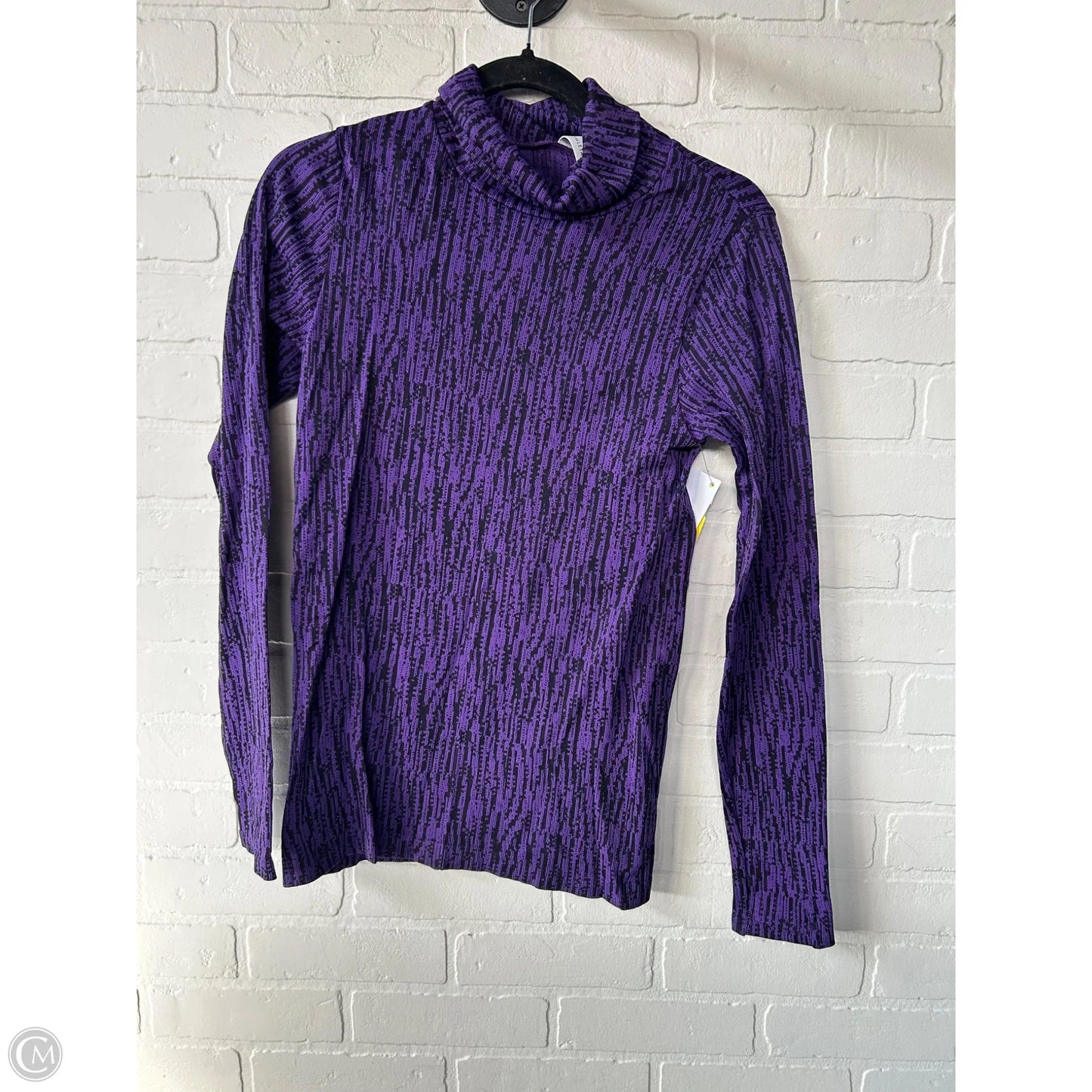 Athletic Top Long Sleeve Collar By Athleta In Black & Purple, Size: S