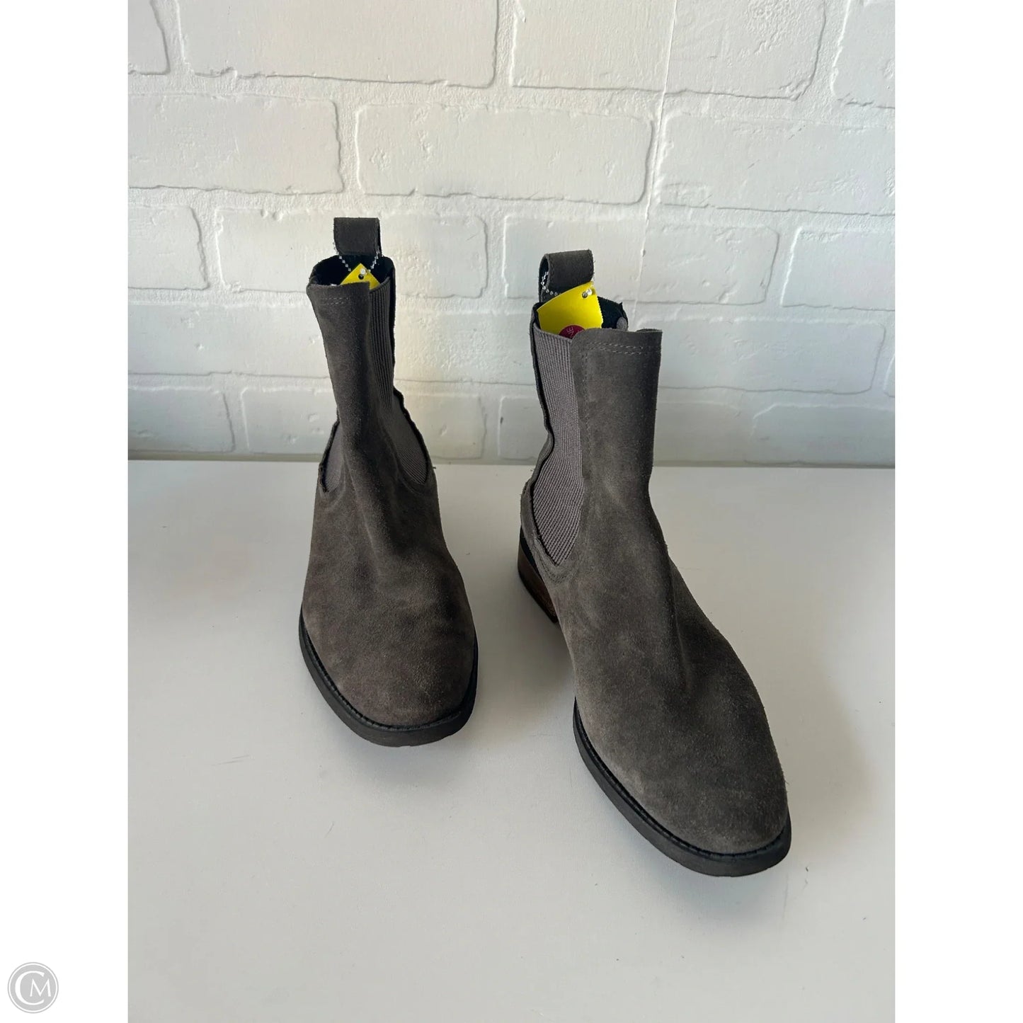 Boots Designer By Ugg In Brown, Size: 6