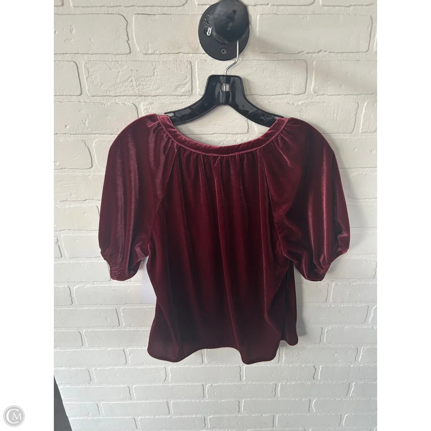 Top Short Sleeve By Gap In Maroon, Size: Xs