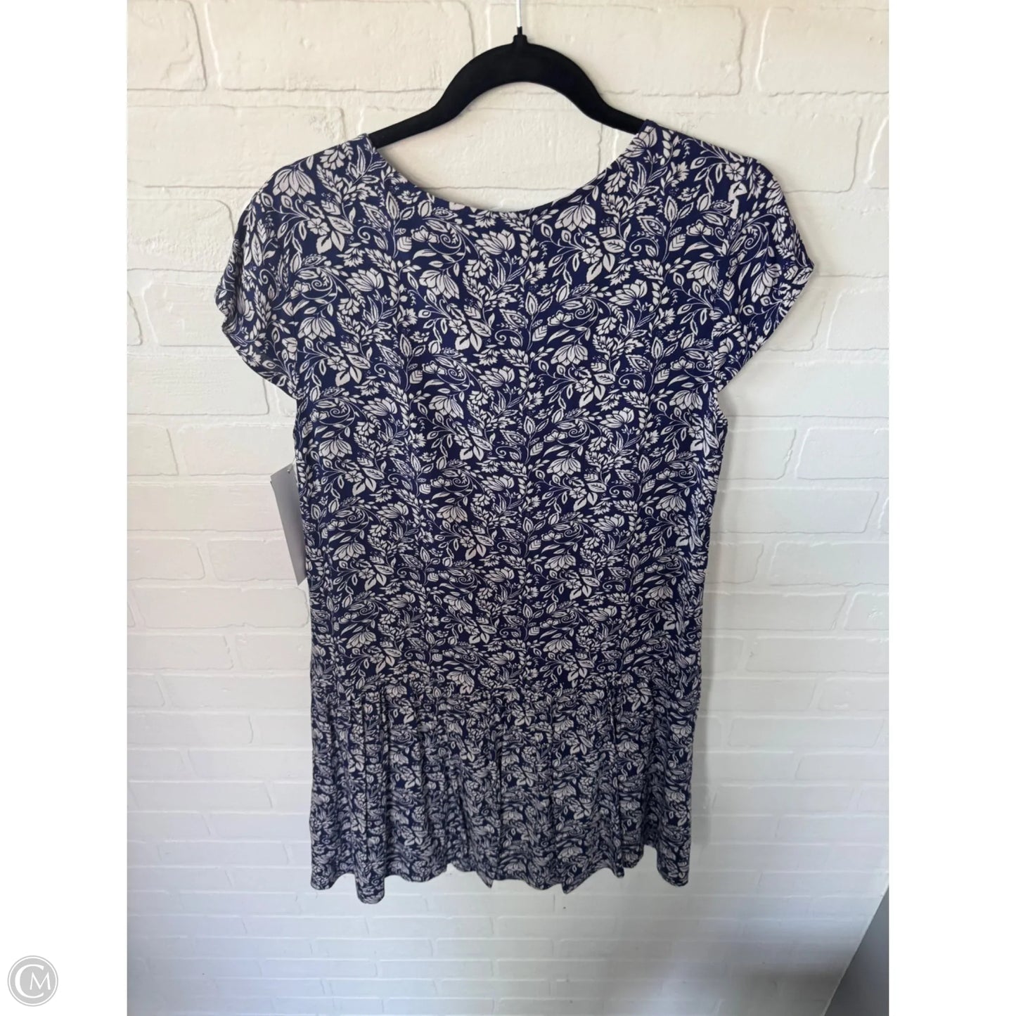 Dress Casual Short By Garnet Hill In Blue & White, Size: M