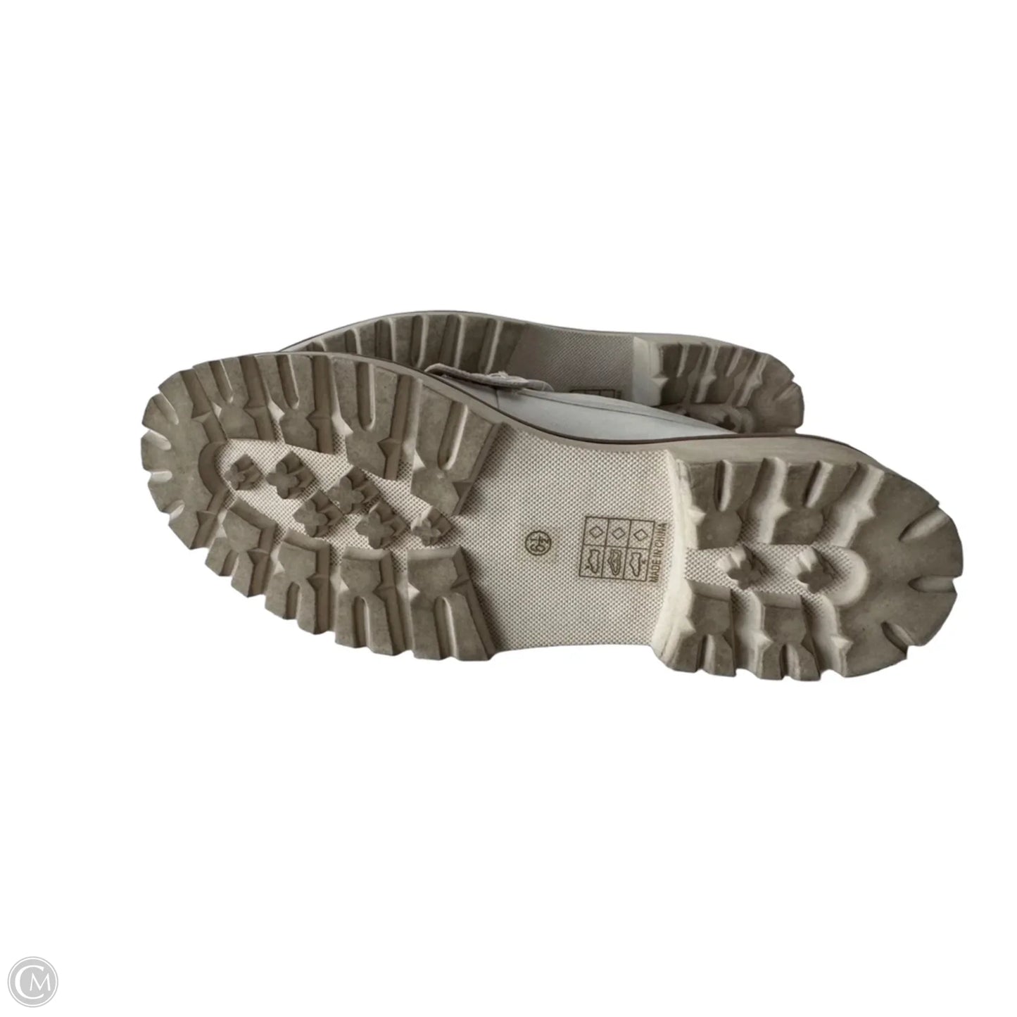 Shoes Flats By Journee In White, Size: 6.5