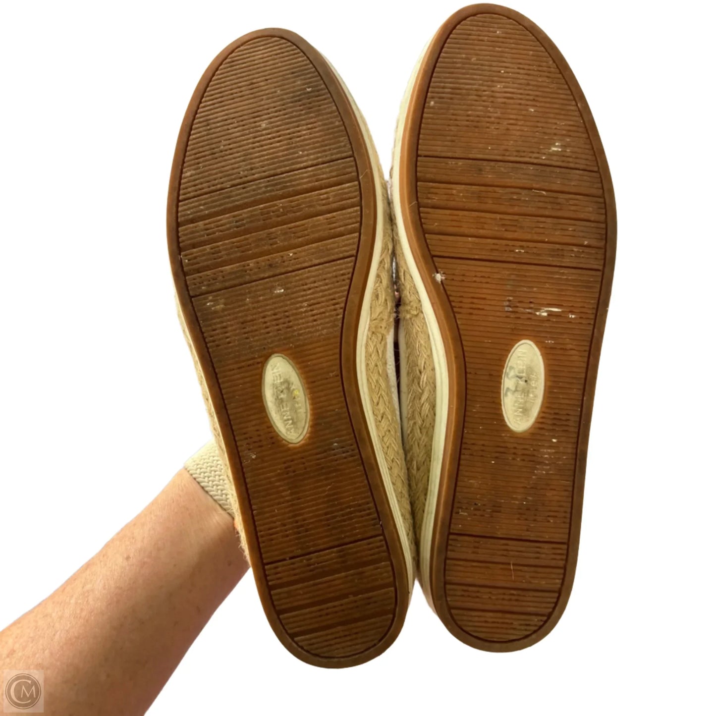 Shoes Flats By Anne Klein In White, Size: 9.5