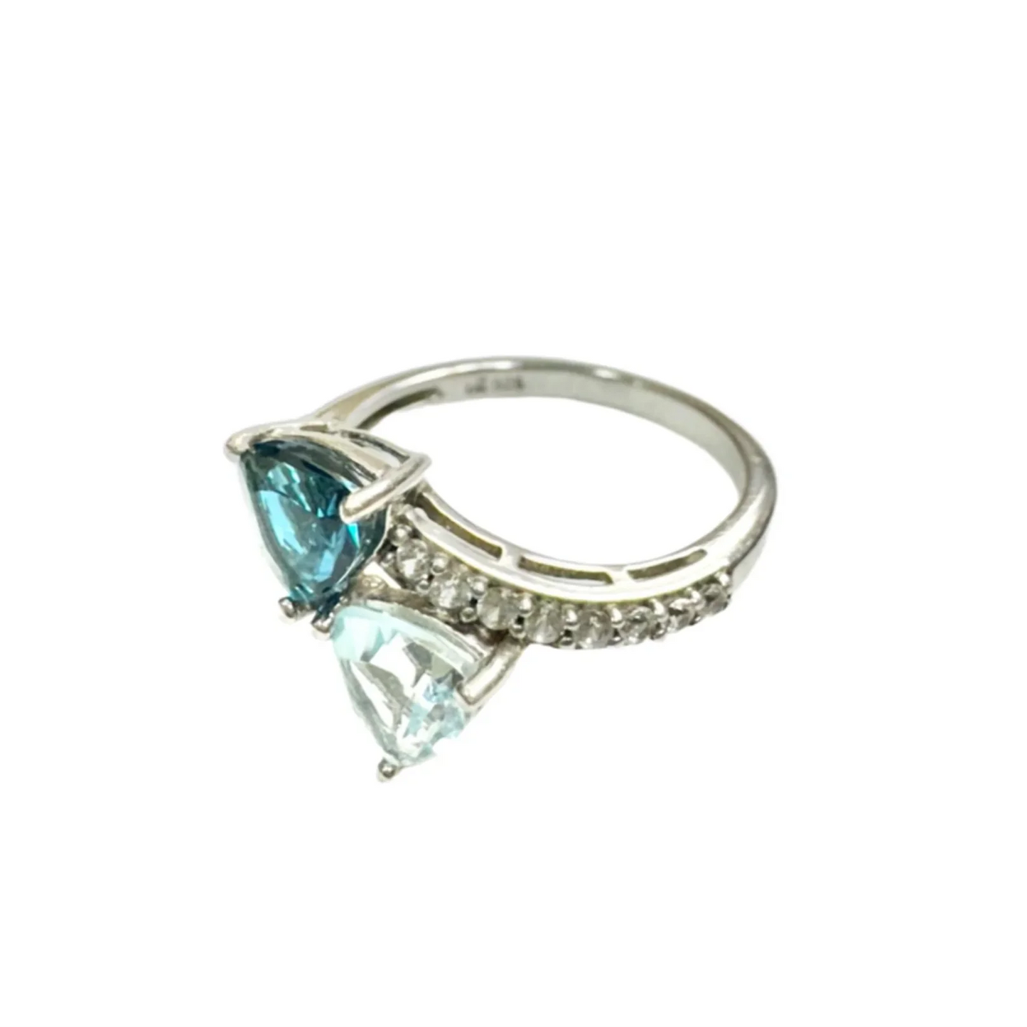 Ring Sterling Silver Size: 7.5