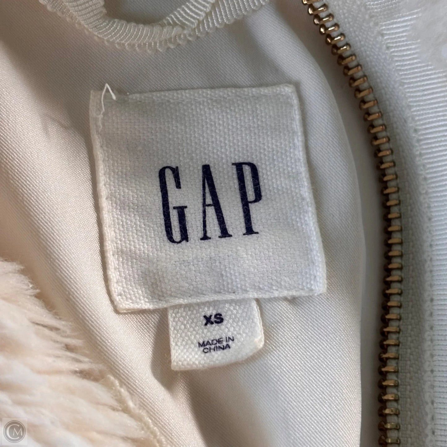 Coat Faux Fur & Sherpa By Gap In Cream, Size: Xs
