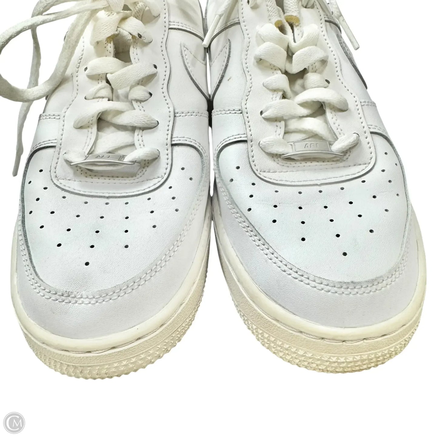 Shoes Sneakers By Nike In White, Size: 9