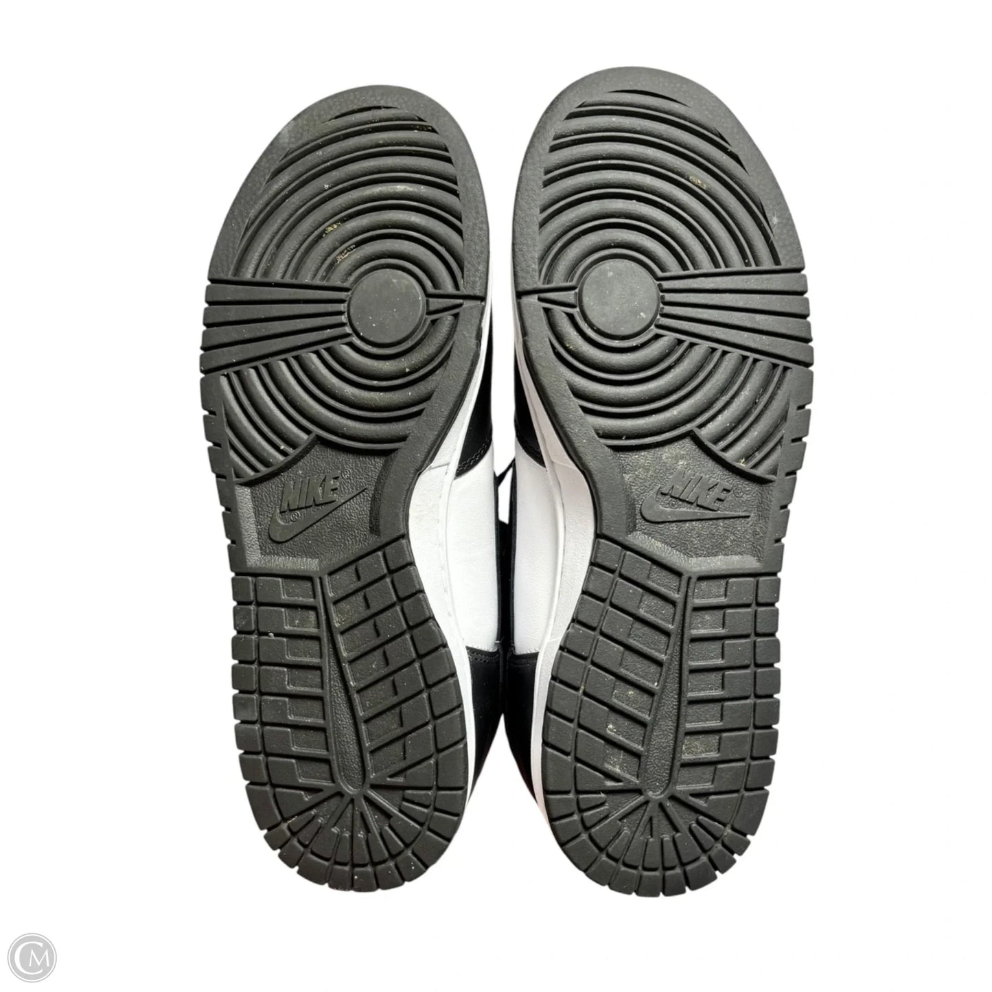 Shoes Sneakers By Nike In Black & White, Size: 11