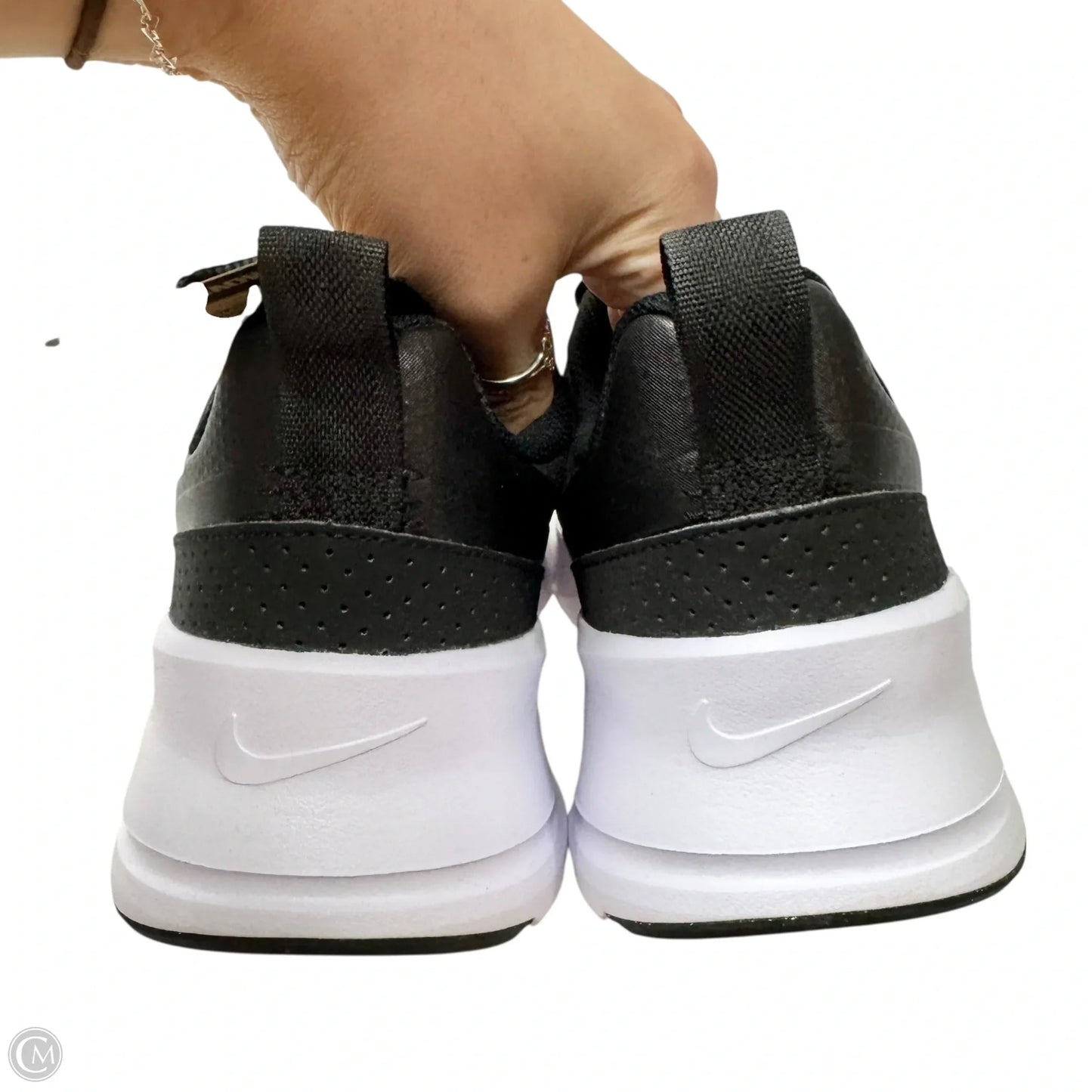 Shoes Athletic By Nike In Black & White, Size: 11