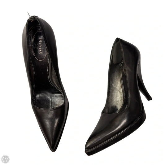 Shoes Luxury Designer By Prada In Black, Size: 7