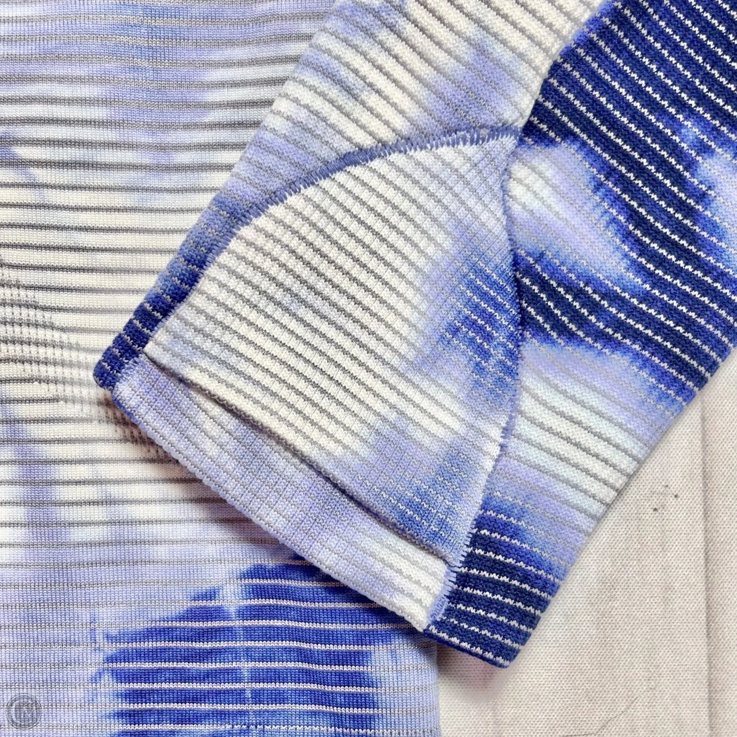 Athletic Top Long Sleeve Crewneck By Lululemon In Tie Dye Print, Size: S